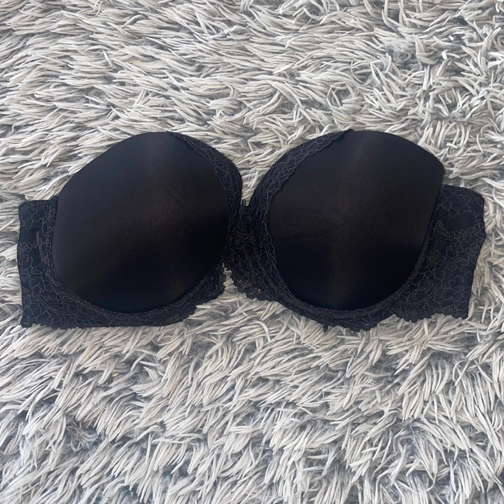 Gently worn Black Laced Victoria’s Secret Strapless Bra Size 36D